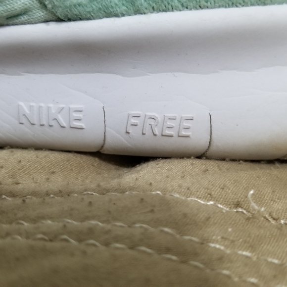 Womens Nike Free Running Shoes - Picture 7 of 7